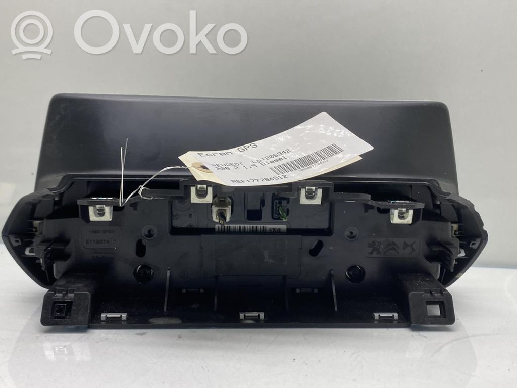 Peugeot 208 II Monitor/display/piccolo schermo