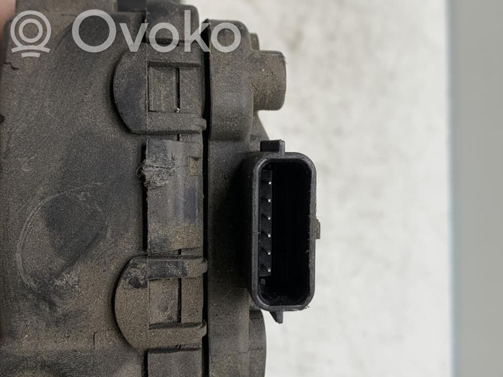 Pedale dell’acceleratore   8200426241