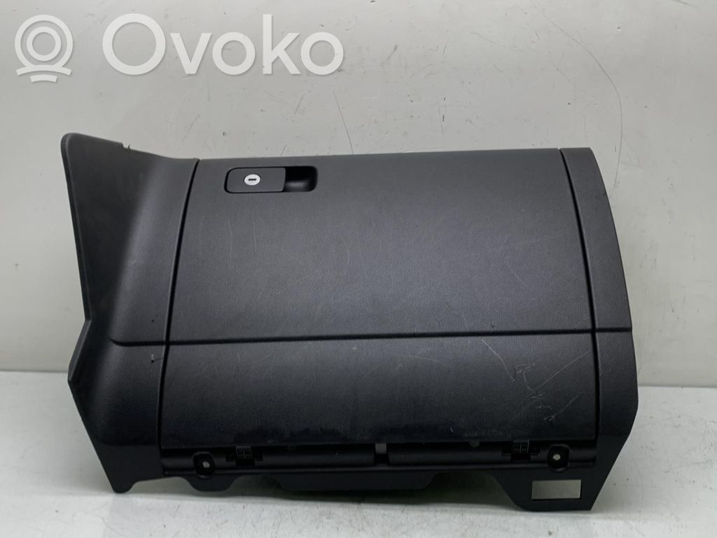 Volkswagen Golf VII Schowek deski rozdzielczej / Komplet 