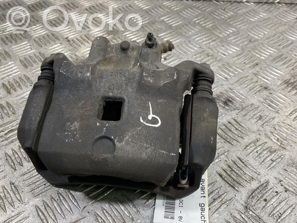 Nissan Juke I F15 Pinza del freno anteriore