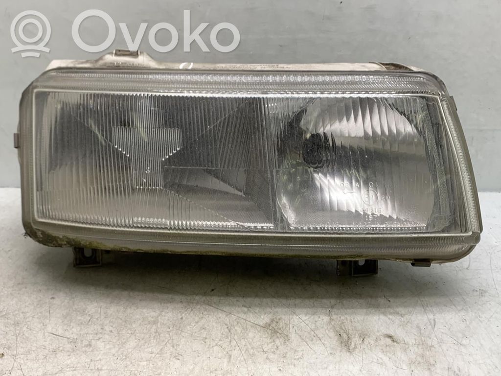Volkswagen PASSAT B4 Scheinwerfer 