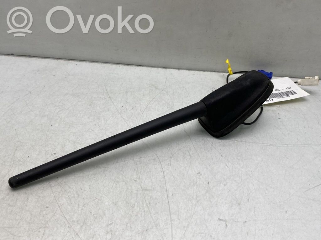 Opel Vivaro Radion antenni 