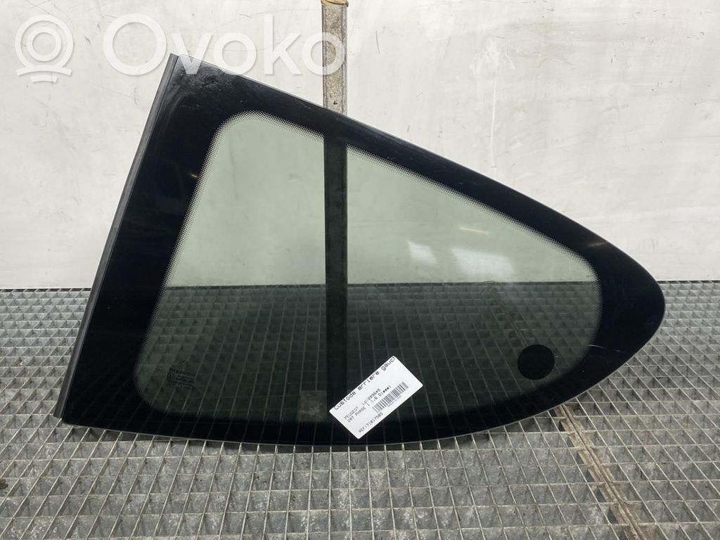 Peugeot 207 Geam lateral spate 