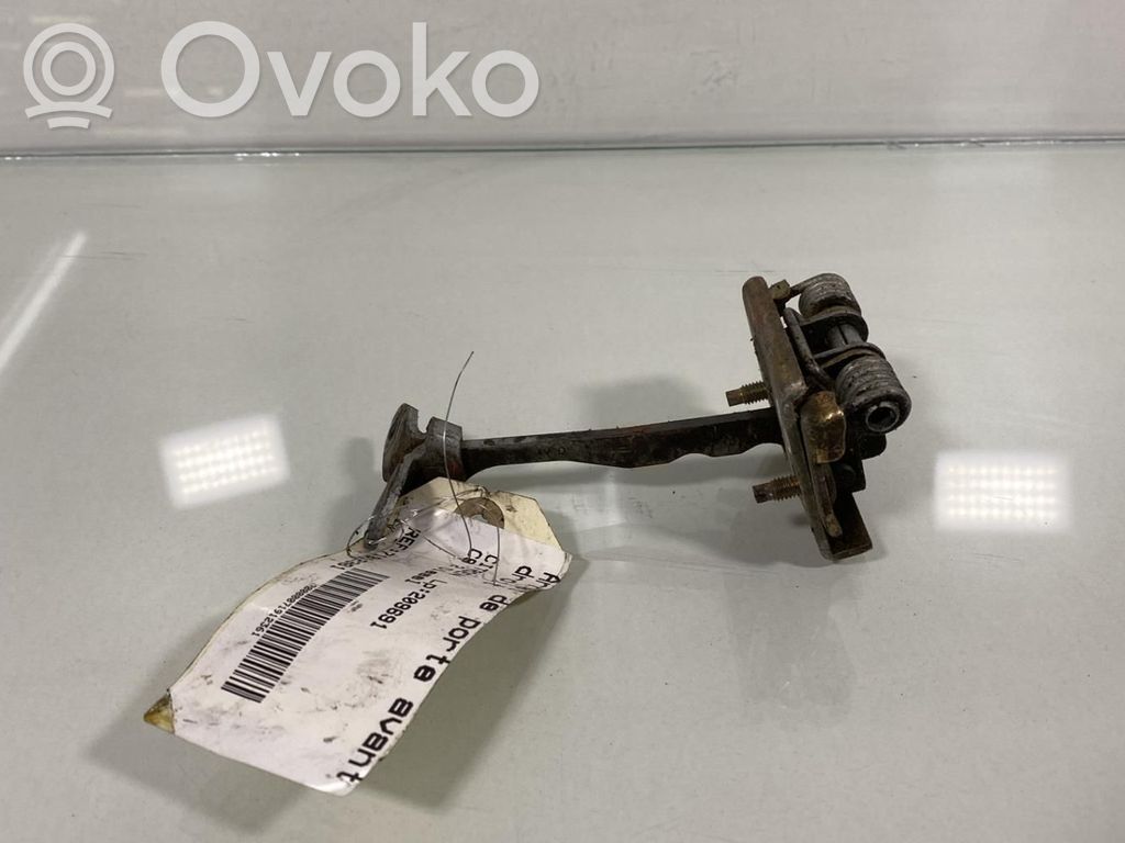 Citroen C8 Etuoven pidätin 