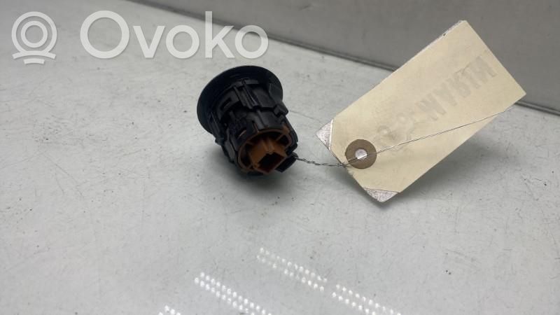 Nissan X-Trail T32 Engine start stop button switch 