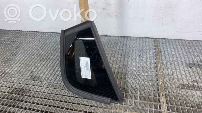 Peugeot 2008 I Szyba karoseryjna tylna 