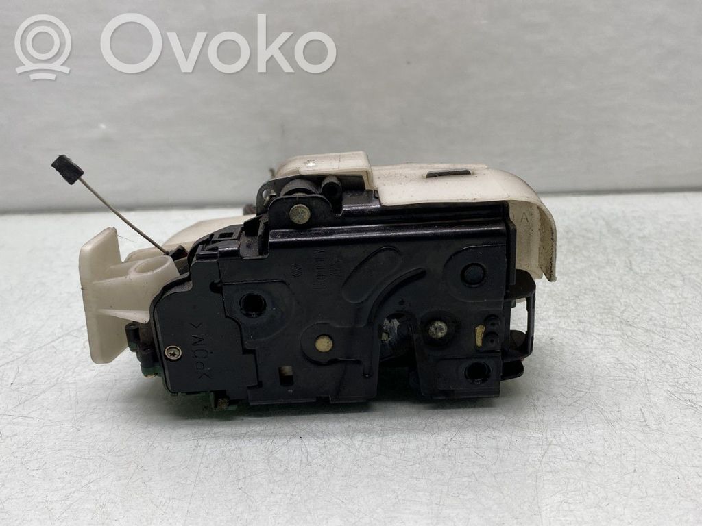 Etuoven lukko   107837168JE