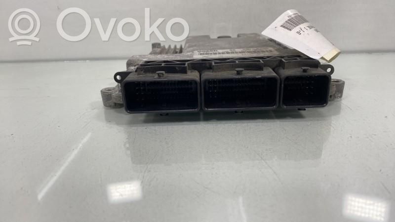 Renault Trafic III (X82) Engine control unit/module 