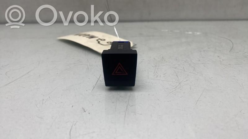 Seat Arona Interruttore luci di emergenza
