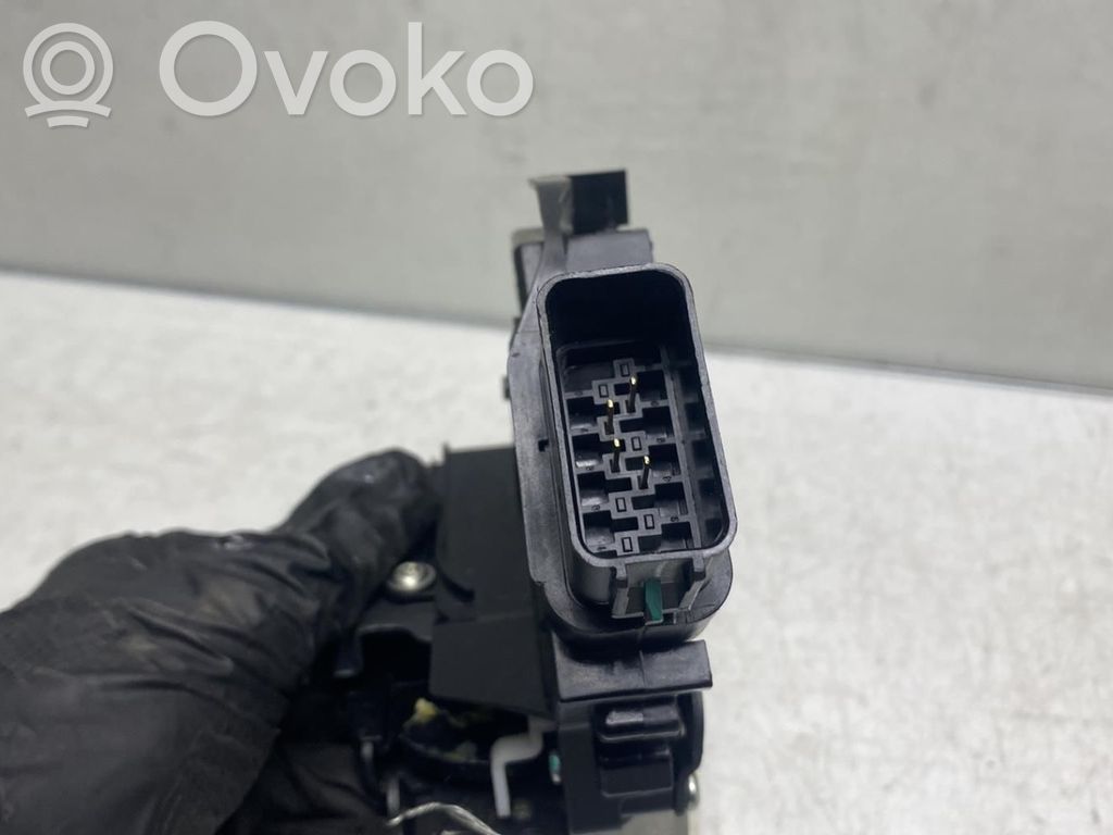 Ford Ka Priekšpusē slēdzene 
