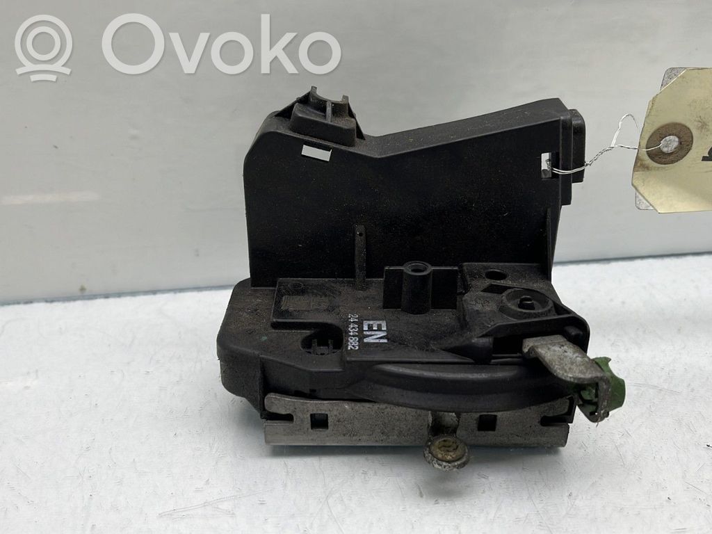 Opel Corsa C Etuoven lukko 