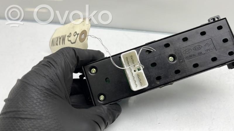 Hyundai Santa Fe Electric window control switch 