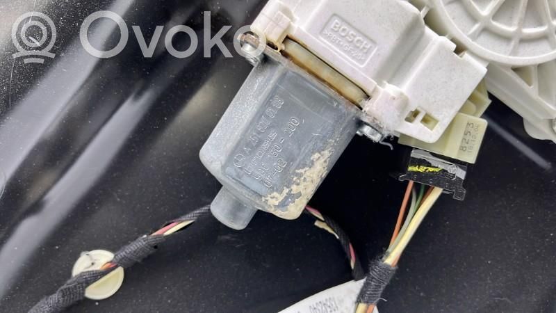 Mercedes-Benz ML W164 Elektryczny podnośnik szyby drzwi tylnych 