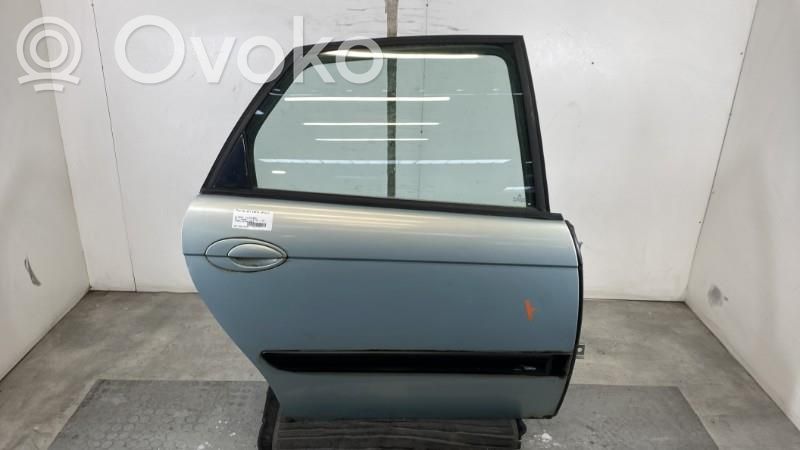 Drzwi tylne   9008F4