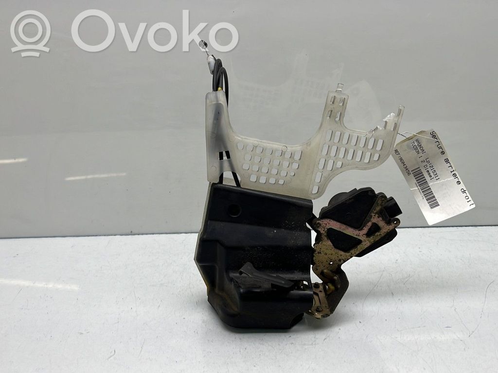 Hyundai Tucson JM Takaoven lukko 
