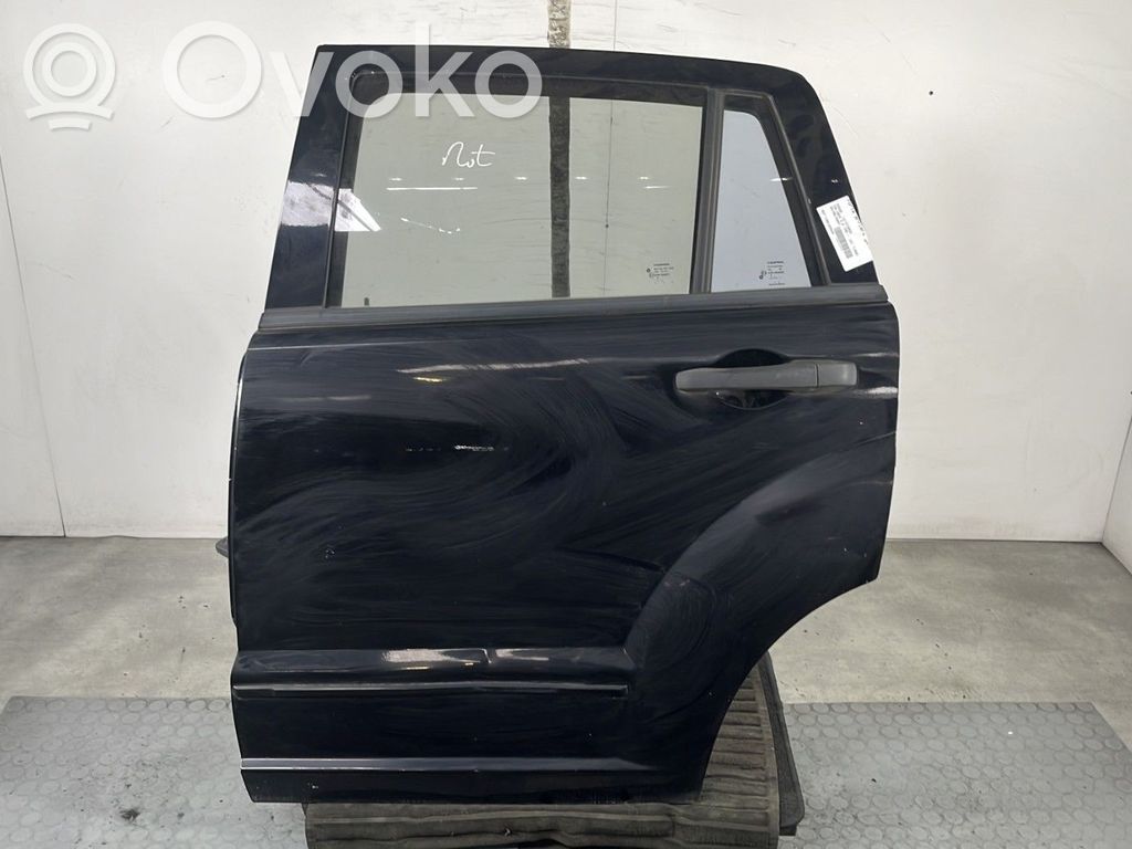 Dodge Caliber Puerta trasera 