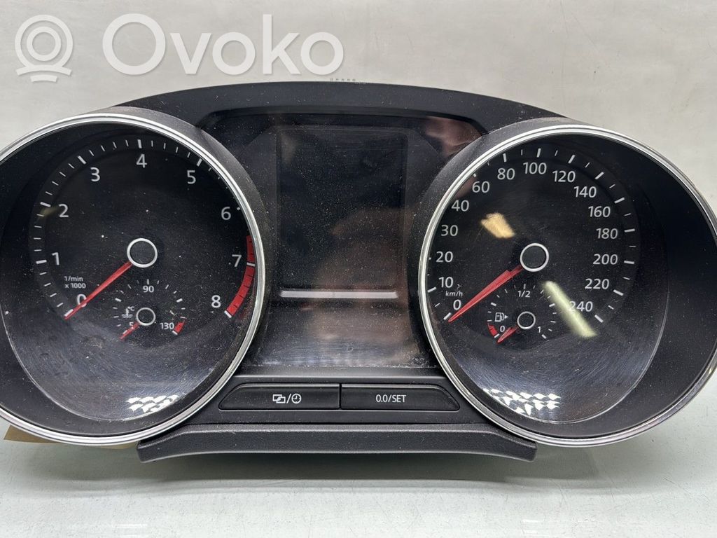 Volkswagen Polo V 6R Tachimetro (quadro strumenti)