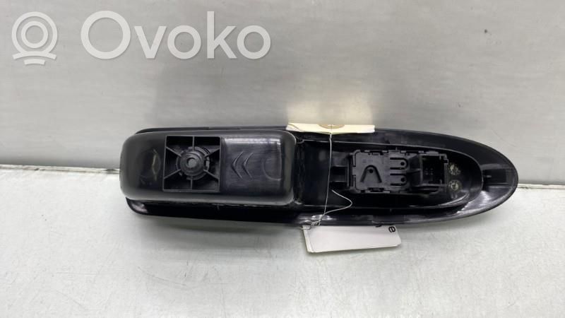 Citroen C4 II Interruttore di controllo dell’alzacristalli elettrico