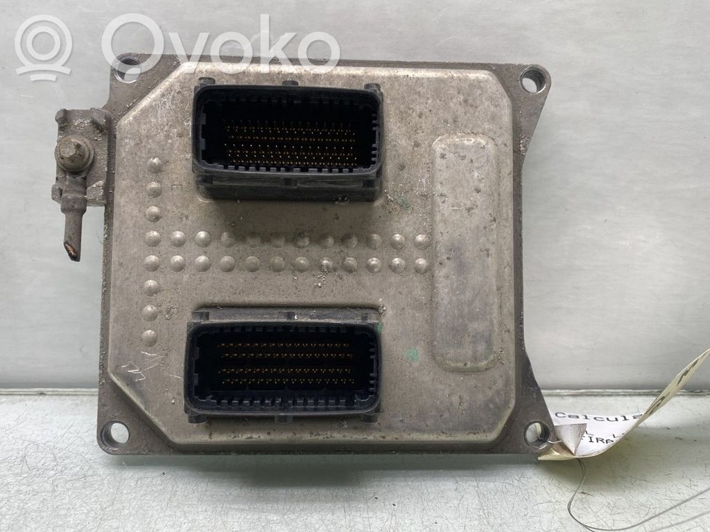 Opel Zafira B Engine control unit/module 