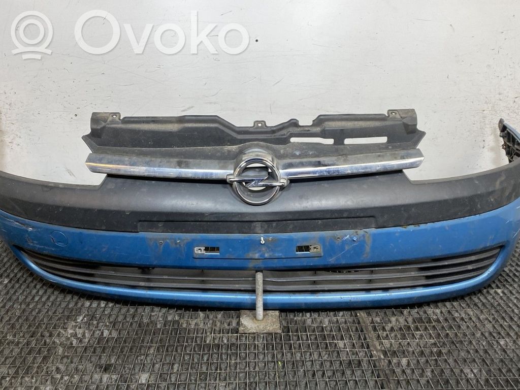 Opel Combo C Parachoques delantero 