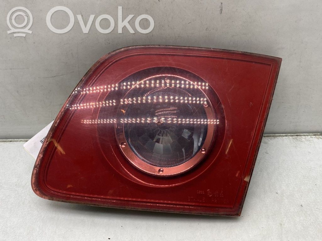 Mazda 3 I Lampy tylnej klapy bagażnika 