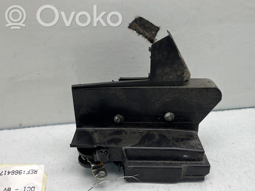Dacia Sandero Etuoven lukko 