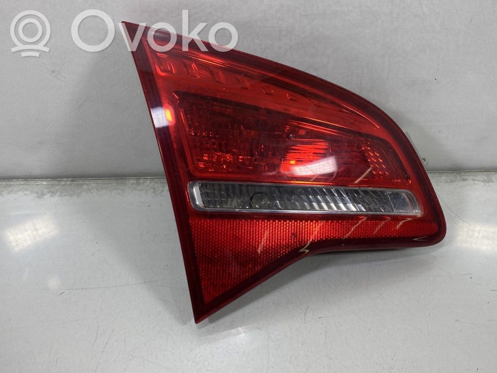 Opel Meriva B Aizmugurējais lukturis pārsegā 