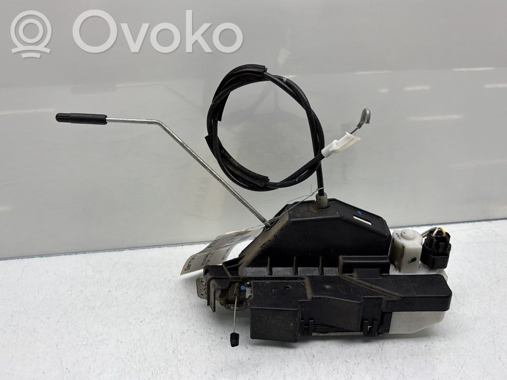 Volkswagen Fox Etuoven lukko 