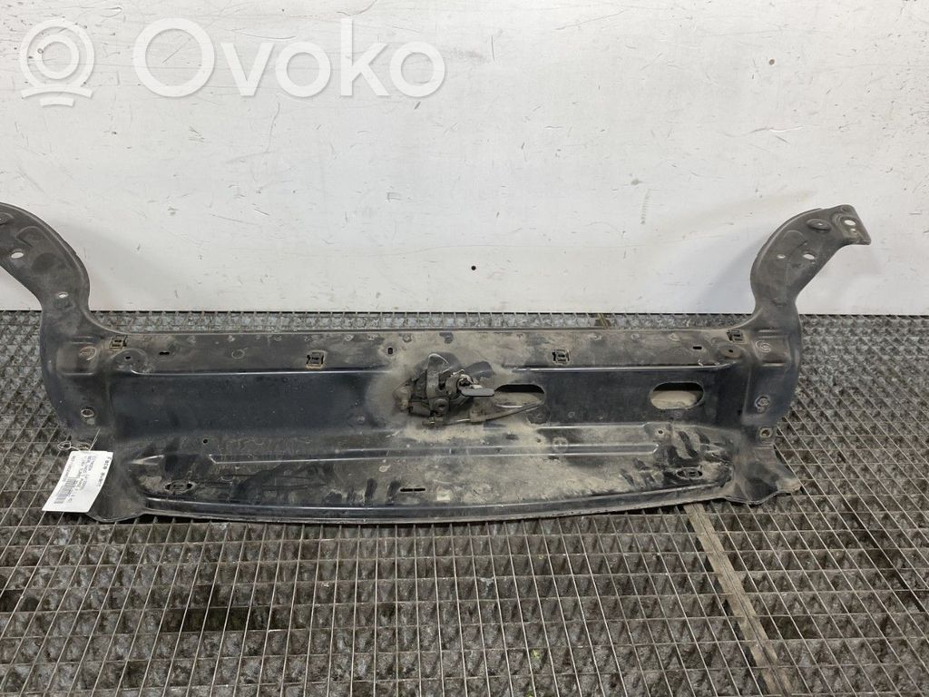 Citroen Berlingo Radiatorių panelė 
