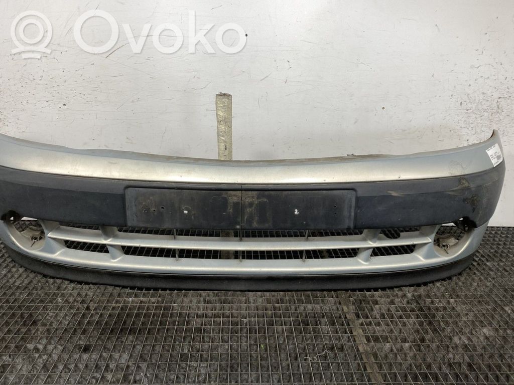 Renault Kangoo I Parachoques delantero 
