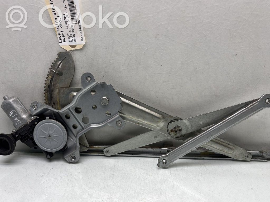 Suzuki SX4 Macara ușă față cu motor 