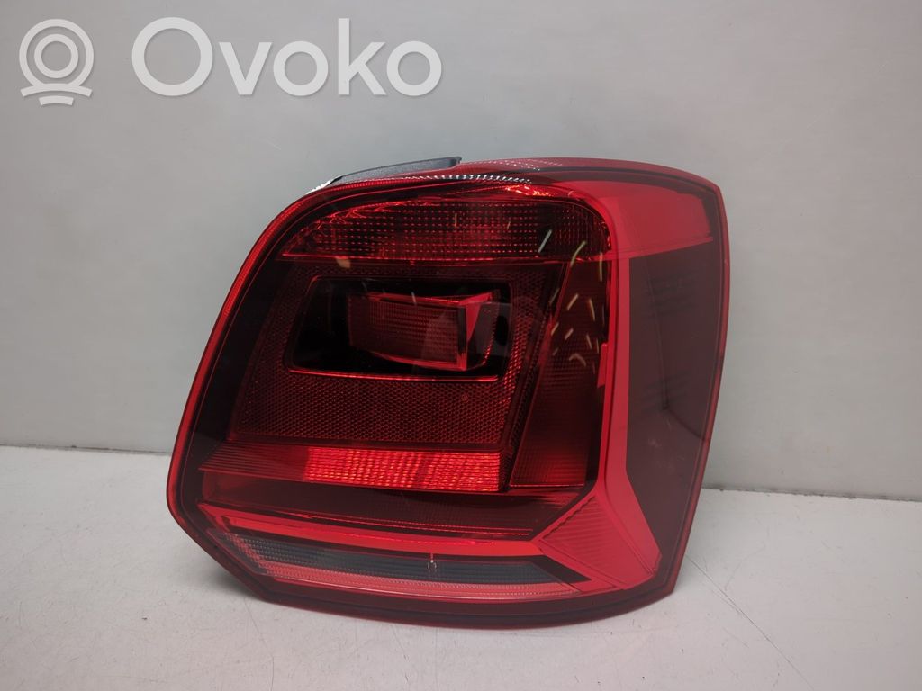 Volkswagen Polo V 6R Lampa tylna 