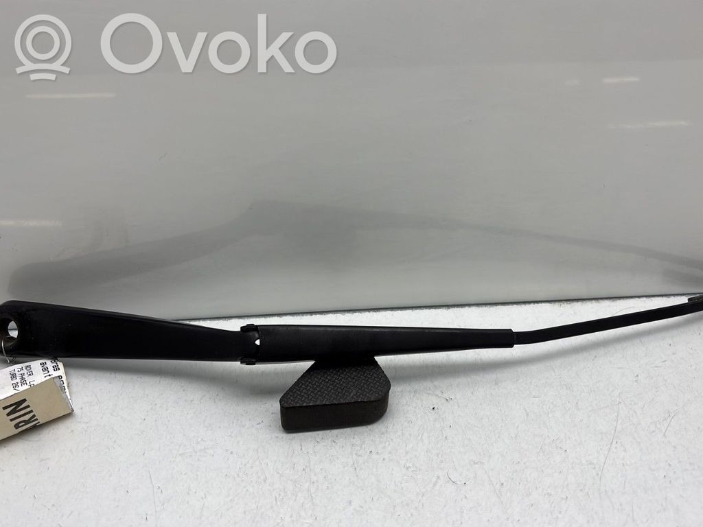 Rover 75 Front wiper blade arm 