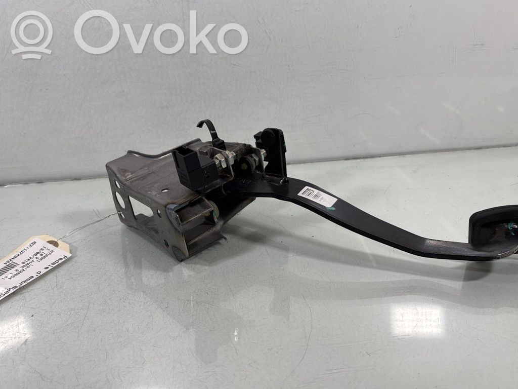 Hyundai i10 Pedal de embrague 