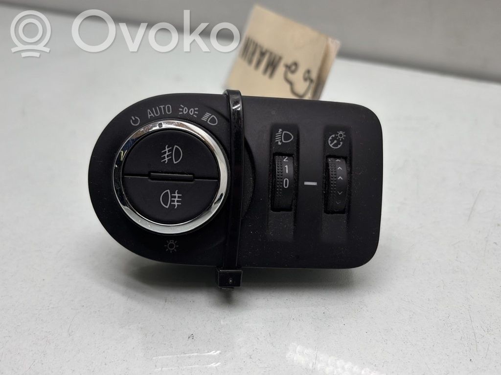 Opel Meriva B Light switch 
