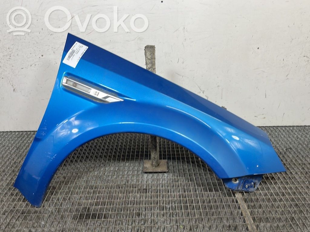 Opel Tigra B Błotnik przedni 