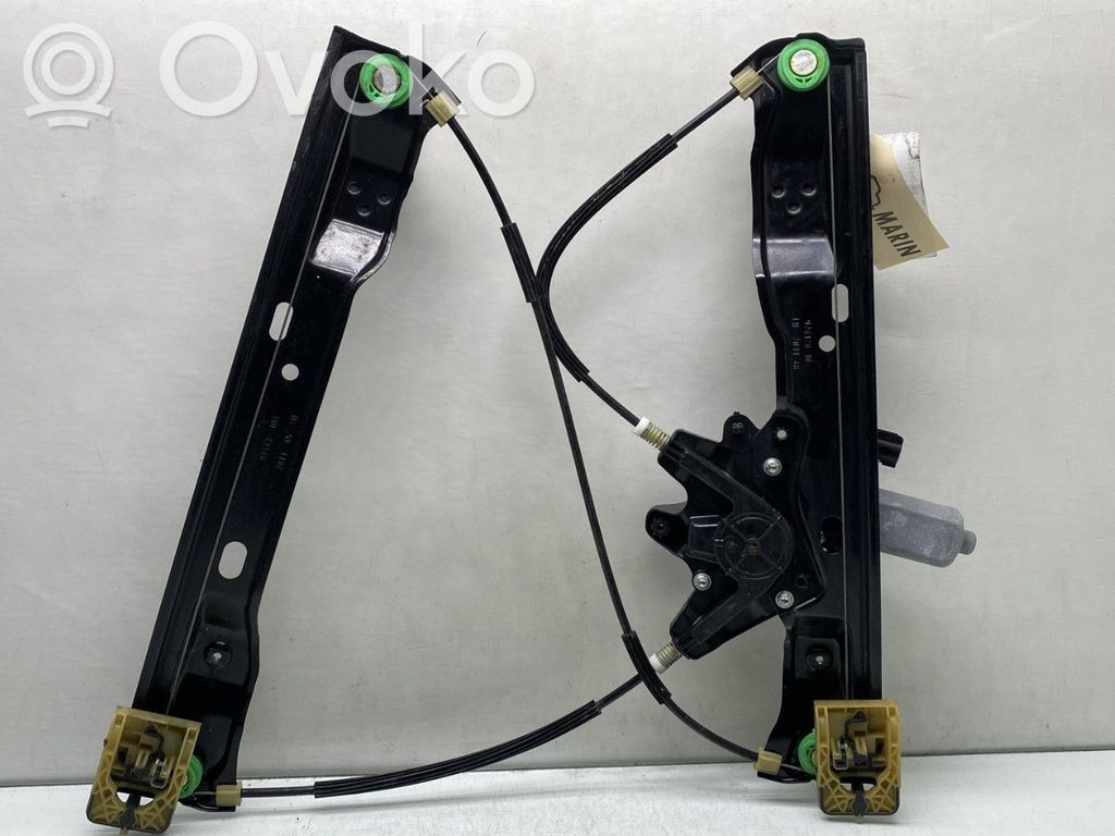 Ford Focus Regulador de puerta delantera con motor 