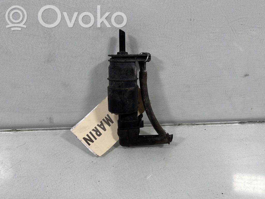 Renault Clio I Windscreen/windshield washer pump 