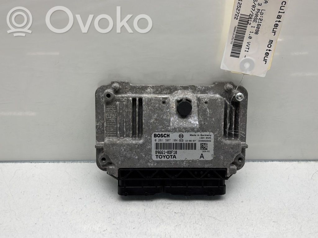Toyota Yaris Engine control unit/module 