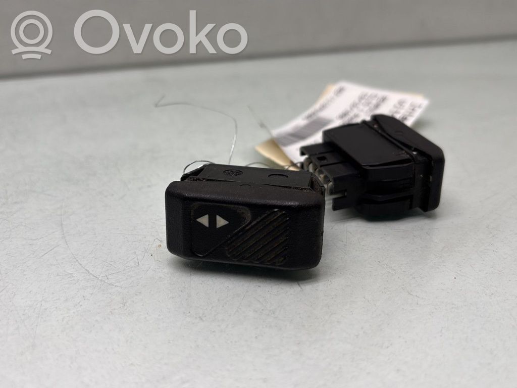 Renault Clio I Sähkötoimisen ikkunan ohjauskytkin 