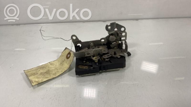 Dacia Sandero Rear door lock 