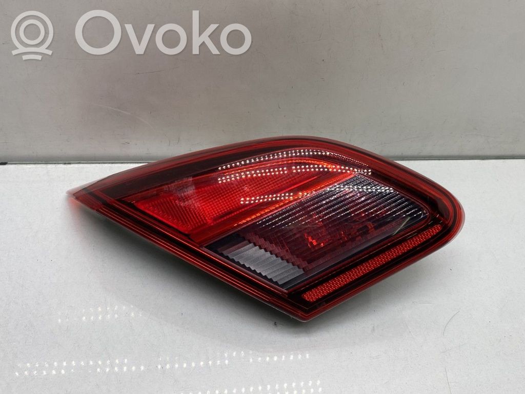 Opel Corsa E Tailgate rear/tail lights 