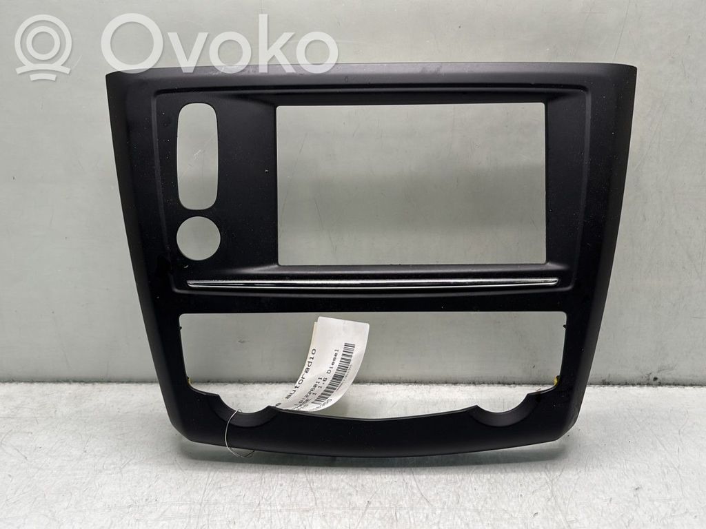 Renault Kadjar Verkleidung Radio / Navigation
