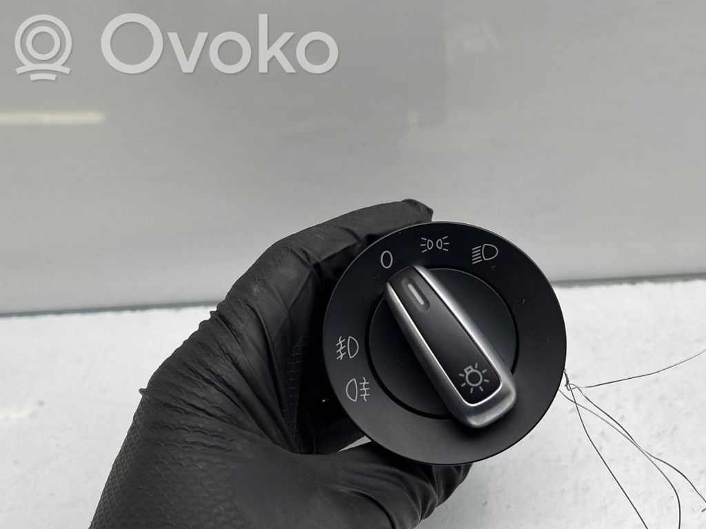 Volkswagen Golf VI Interruptor de luz 