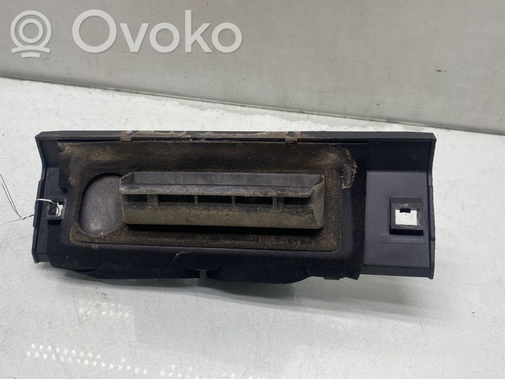 Peugeot 206+ Przełącznik / Przycisk otwierania klapy bagażnika 