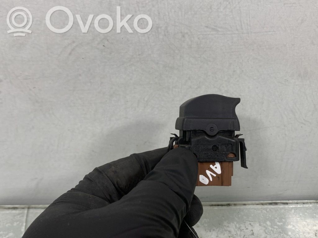 Opel Vivaro Electric window control switch 