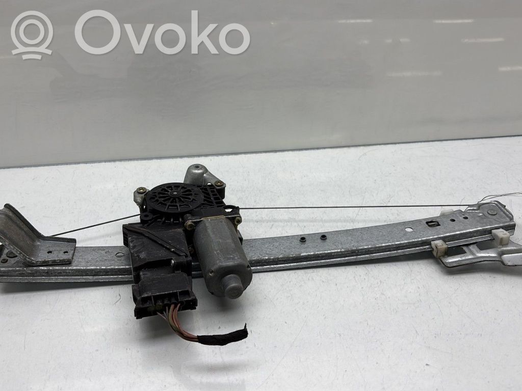 Mercedes-Benz A W168 Elektryczny podnośnik szyby drzwi tylnych 