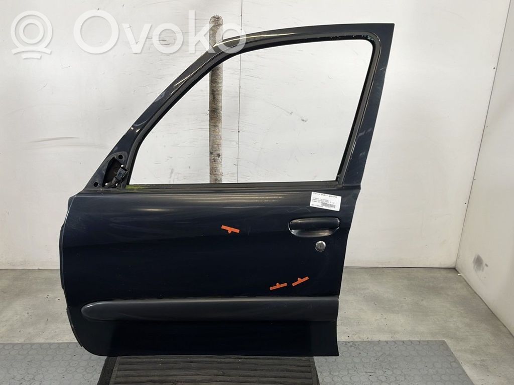 Puerta delantera   9002L6