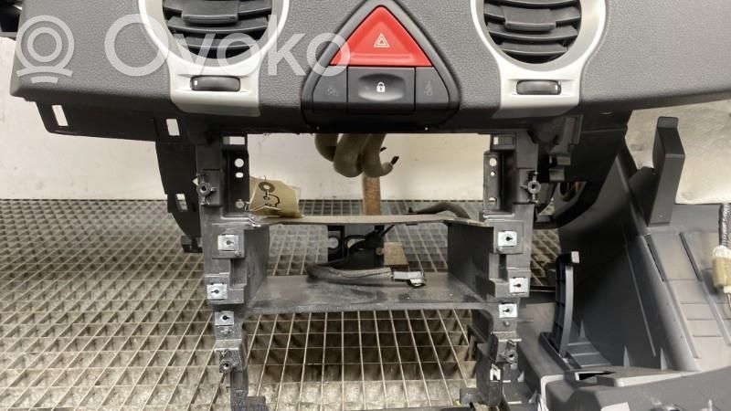 Renault Koleos I Panel de instrumentos 