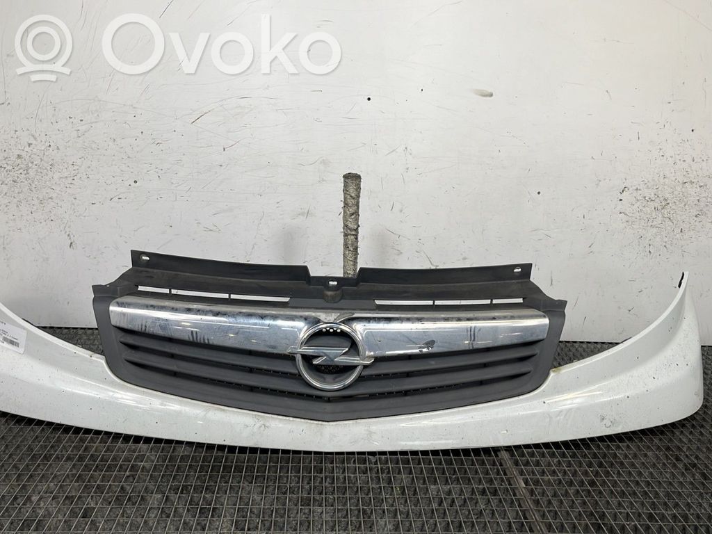 Opel Vivaro Front grill 